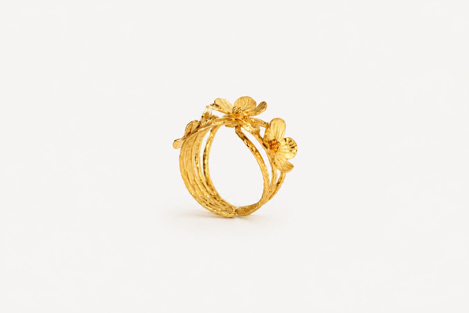 Bague ajustable fleur en argent 925 dorée à l'or 24 carats